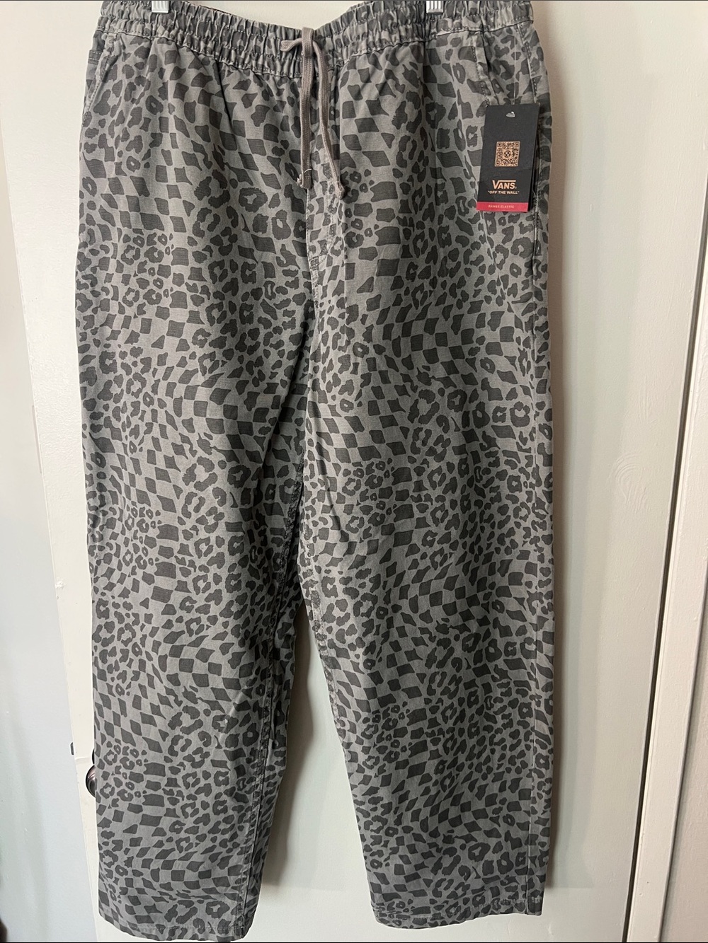 Vans Men’s Gray Allover Pattern Drawstring Joggers
